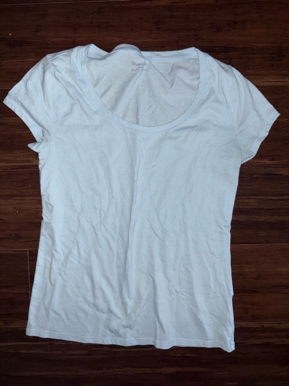 White Short Sleeve Scoop Neck Tee